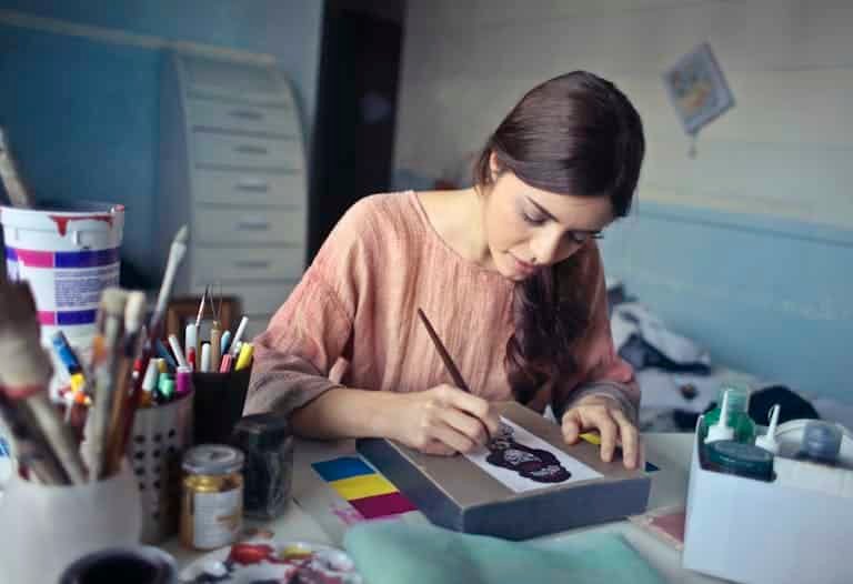 tdah et creativité chez la femme qui permet de débrancher cerveau