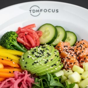 recette boost cerveau trouble de l attention et hypercativite tdah Buddha Bowl Express Saumon-Avocat avec logo TDHfocus.