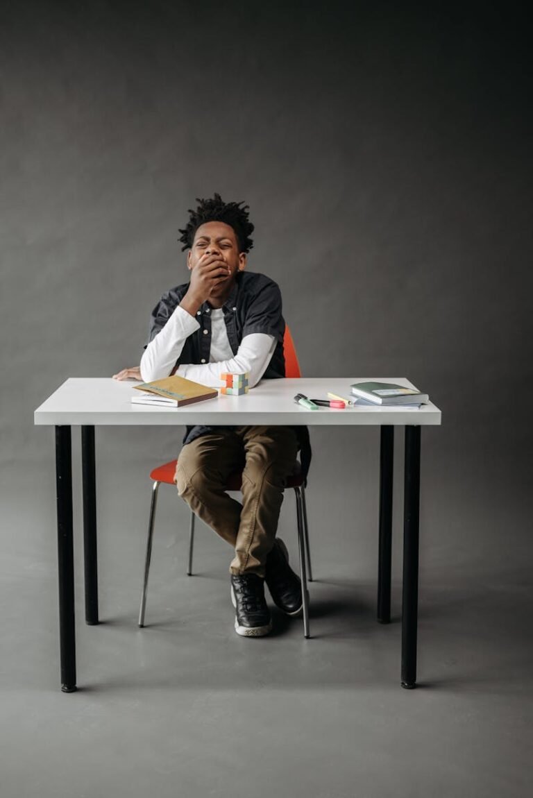 Enfant qui s endort sur ses devoirs fatigue TDAH en journée