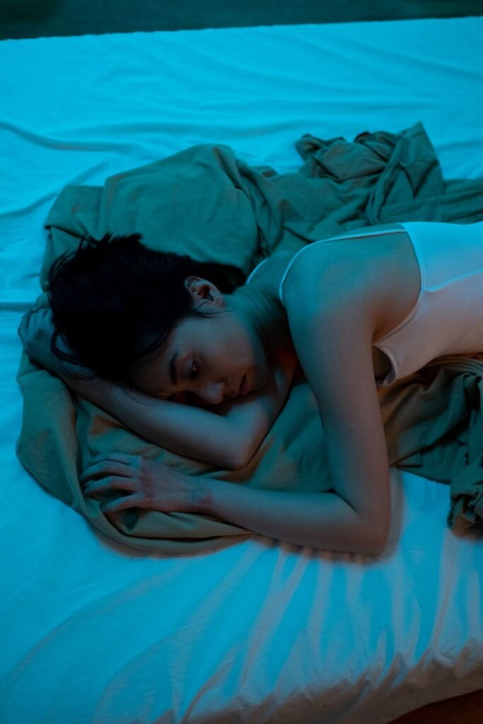 Adulte TDAH épuisé qui ne dort pas — insomnie chronique